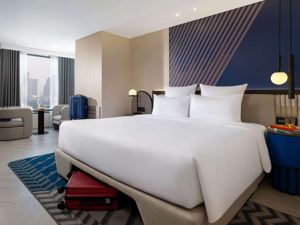 Tribe Living Bangkok Sukhumvit 39 By Accorhotels Rom bilde