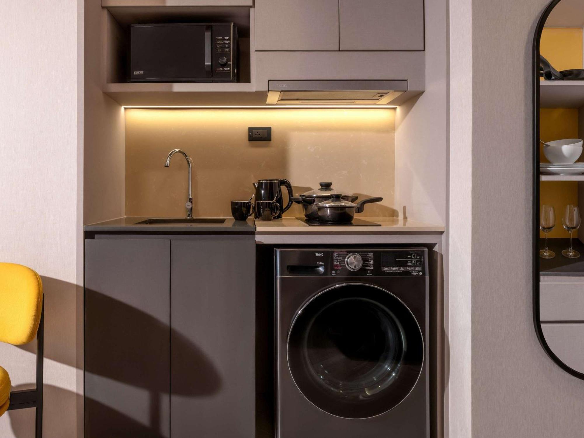 Tribe Living Bangkok Sukhumvit 39 By Accorhotels Eksteriør bilde